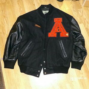 Letter Varsity jacket mens sz XL
